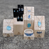 Wooden jewellery display set with bangle